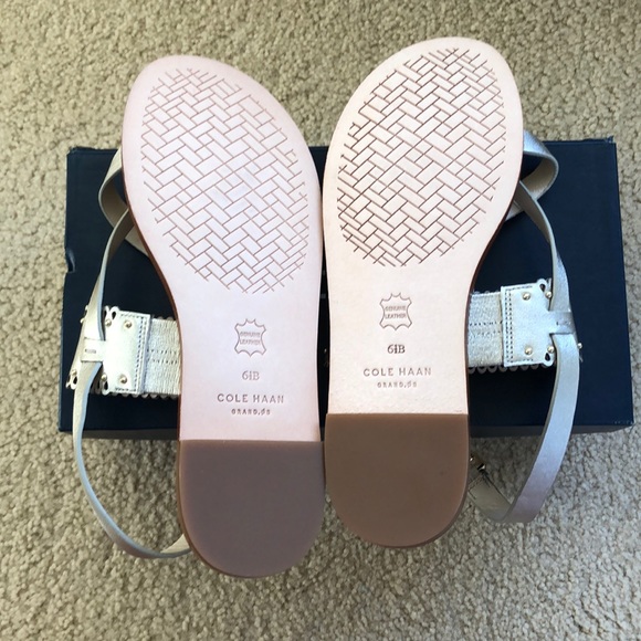 Sandals - Picture 2 of 2